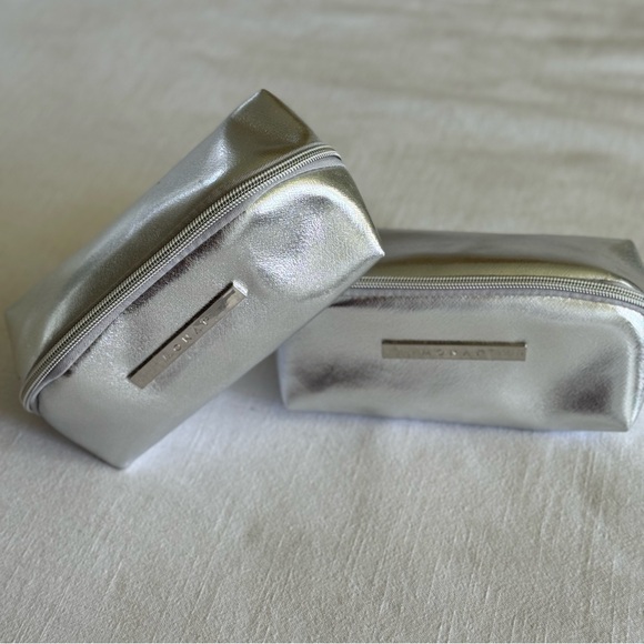 MONAT cosmetic bags - Picture 7 of 11